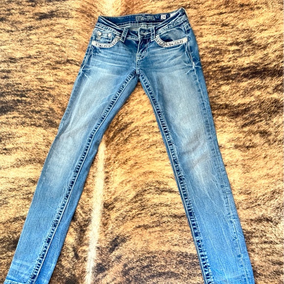 Miss Me Skinny Jeans! - Picture 2 of 2
